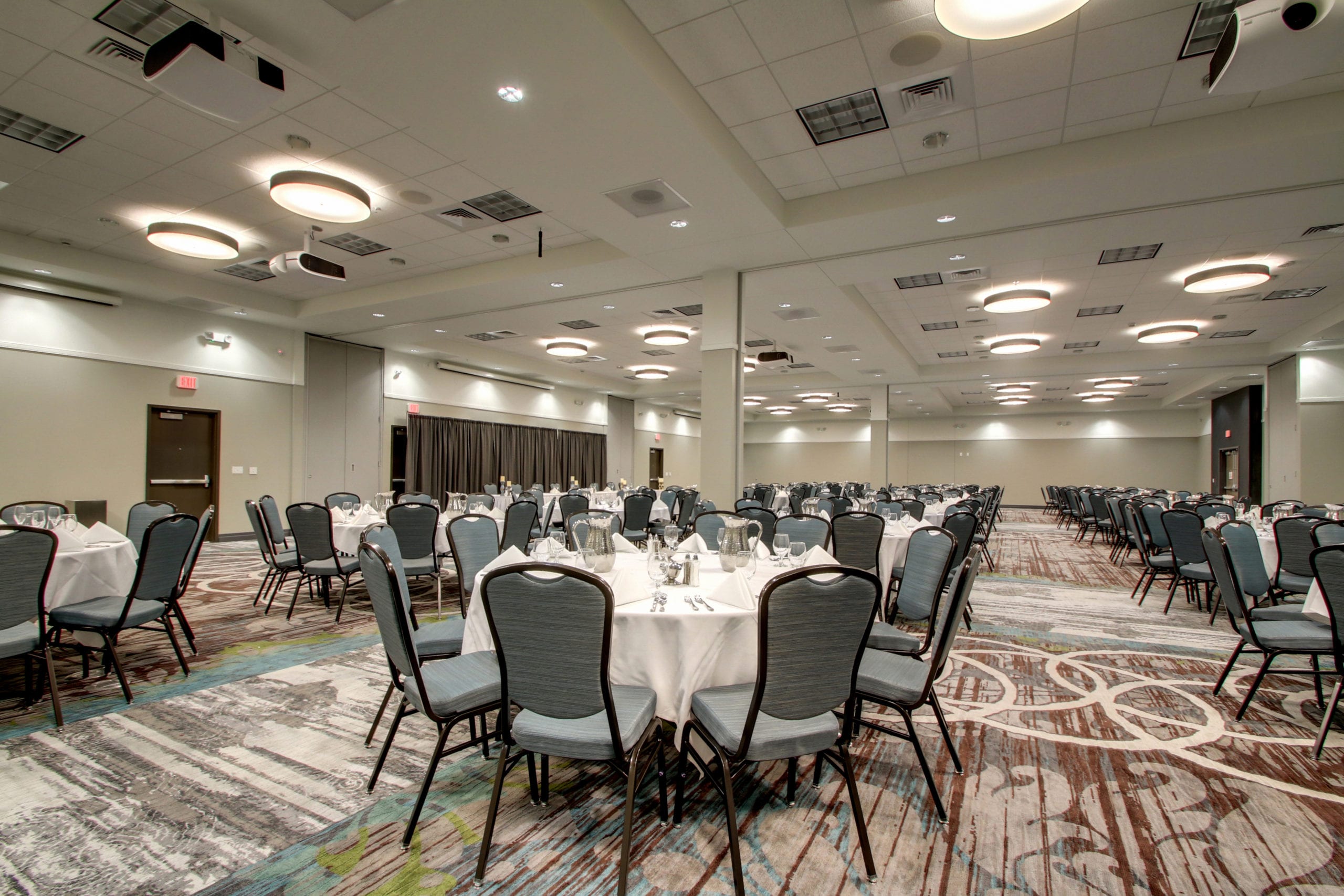 Holiday Inn & Suites Peoria Ballroom Banquet Room Meeting Room