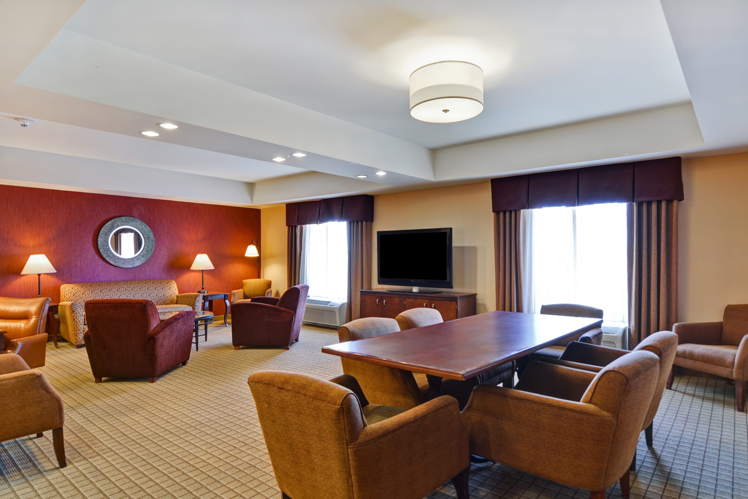 Hampton Inn & Suites Peoria Grand Prairie Hospitality Suite