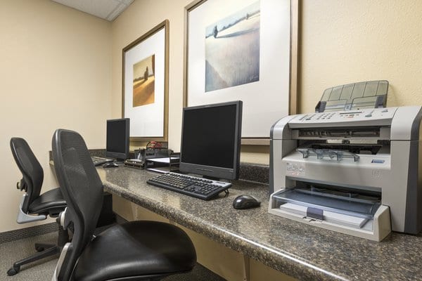 Country Inn & Suites Peoria Business Center